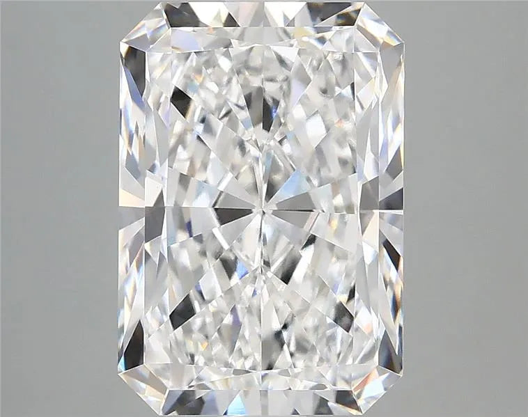 5.05ct Radiant Lab Grown Diamond (Colour E, Clarity VS1, IGI Certified)