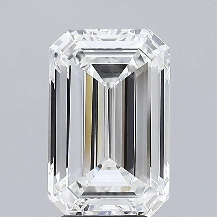 5.06ct Emerald Lab Grown Diamond (Colour E, Clarity VS1, IGI Certified)