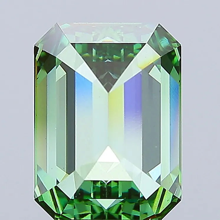 5.06ct Emerald Lab Grown Diamond (Colour Fancy Vivid Green, Clarity VS1, IGI Certified)