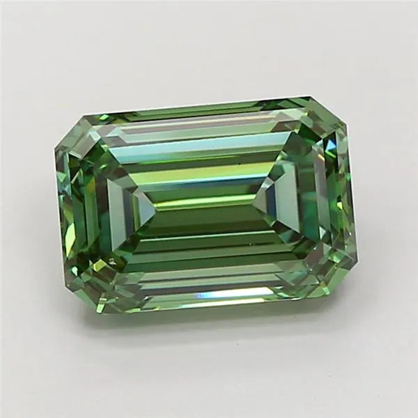5.06ct Emerald Lab Grown Diamond (Colour Fancy Vivid Green, Clarity VS2, IGI Certified)