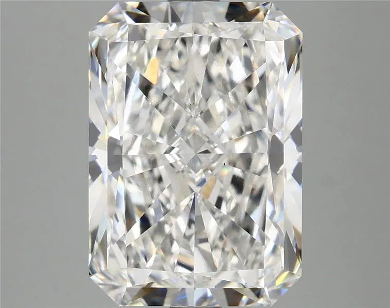 5.06ct Radiant Lab Grown Diamond (Colour E, Clarity VS1, IGI Certified)