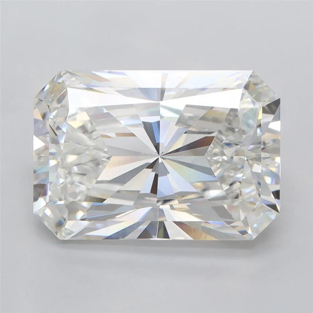 5.06ct Radiant Lab Grown Diamond (Colour G, Clarity VVS2, IGI Certified)