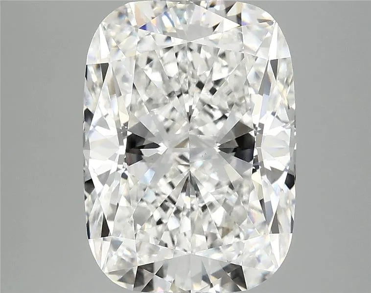 5.07ct Cushion modified Lab Grown Diamond (Colour E, Clarity VVS2, IGI Certified)