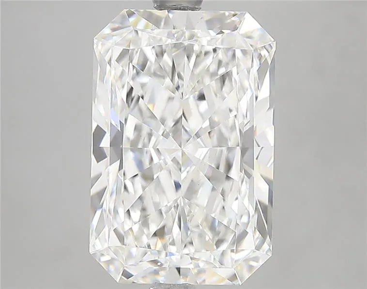 5.07ct Radiant Lab Grown Diamond (Colour E, Clarity VS1, IGI Certified)