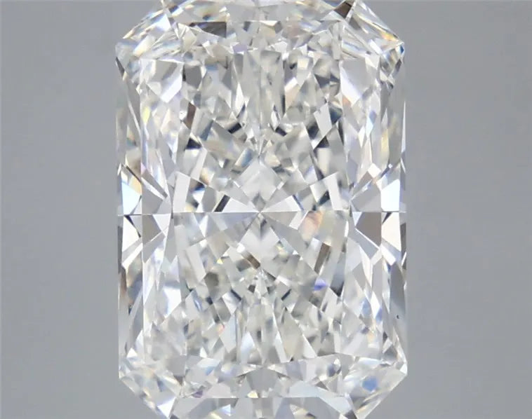 5.07ct Radiant Lab Grown Diamond (Colour F, Clarity VVS2, IGI Certified)