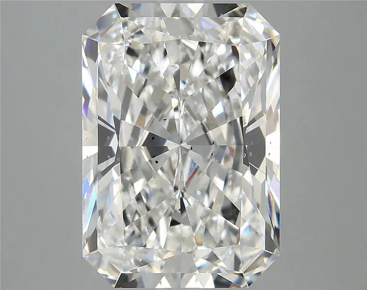 5.08ct Radiant Lab Grown Diamond (Colour E, Clarity SI1, IGI Certified)