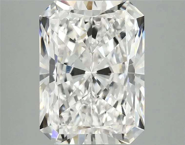 5.08ct Radiant Lab Grown Diamond (Colour E, Clarity VVS1, IGI Certified)