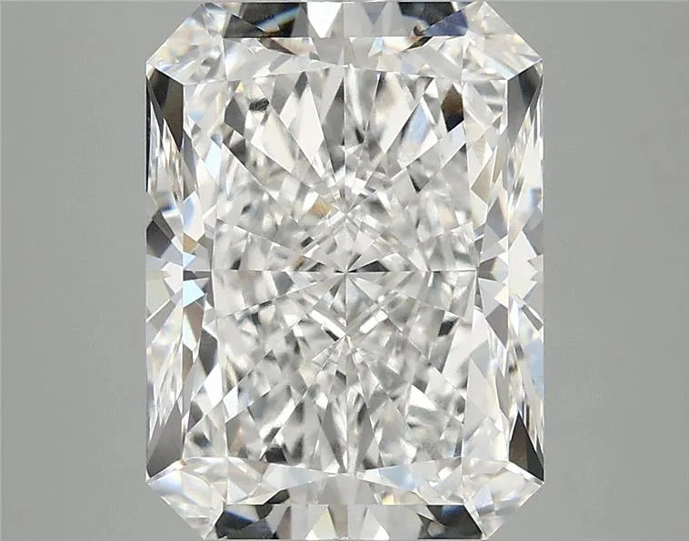 5.09ct Radiant Lab Grown Diamond (Colour E, Clarity VVS2, IGI Certified)