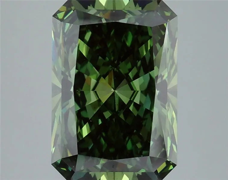5.09ct Radiant Lab Grown Diamond (Colour Fancy Vivid Green, Clarity VS1, IGI Certified)