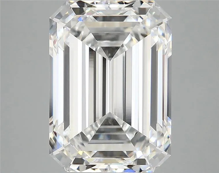 5.10ct Emerald Lab Grown Diamond (Colour E, Clarity VVS2, IGI Certified)