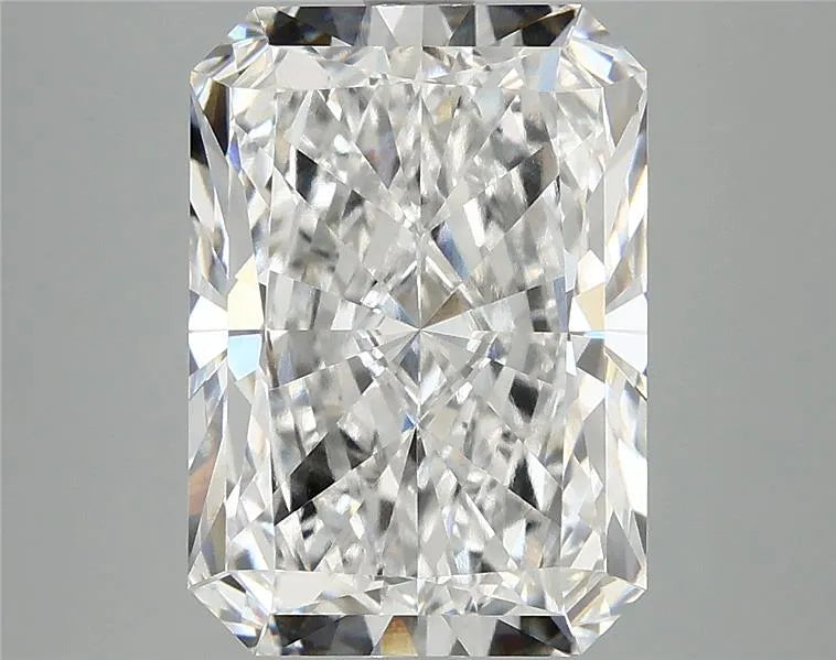 5.10ct Radiant Lab Grown Diamond (Colour E, Clarity VVS2, IGI Certified)