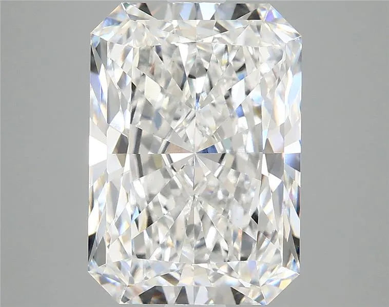 5.10ct Radiant Lab Grown Diamond (Colour E, Clarity VVS2, IGI Certified)