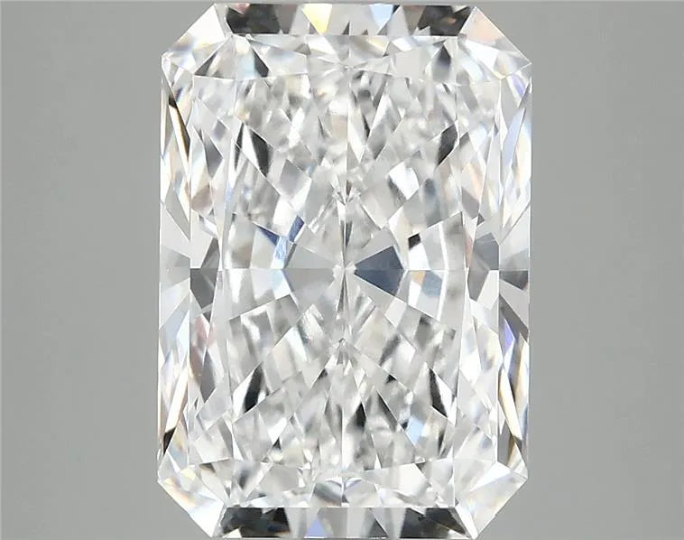 5.10ct Radiant Lab Grown Diamond (Colour E, Clarity VVS2, IGI Certified)