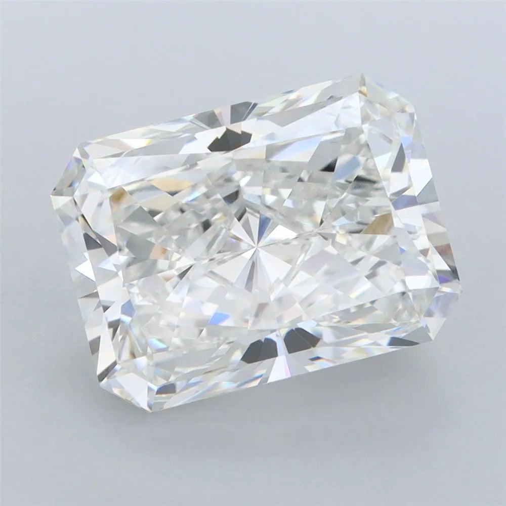 5.15ct Radiant Lab Grown Diamond (Colour E, Clarity VVS1, IGI Certified)