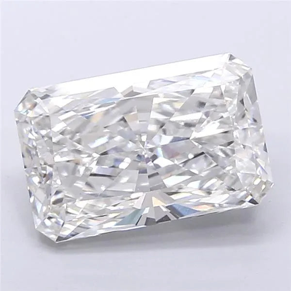 5.17ct Radiant Lab Grown Diamond (Colour F, Clarity VVS2, IGI Certified)