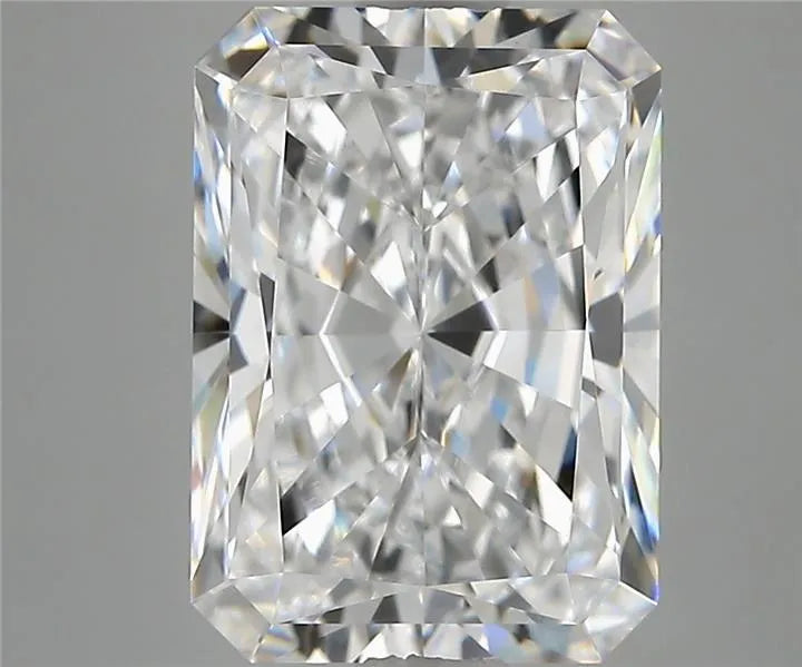 5.19ct Radiant Lab Grown Diamond (Colour D, Clarity VVS2, GIA Certified)