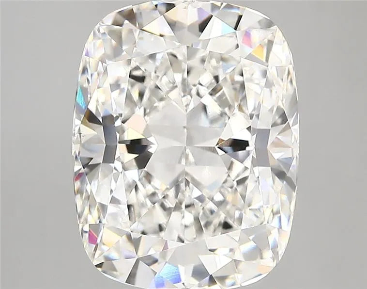 5.22ct Cushion modified Lab Grown Diamond (Colour E, Clarity VVS2, IGI Certified)