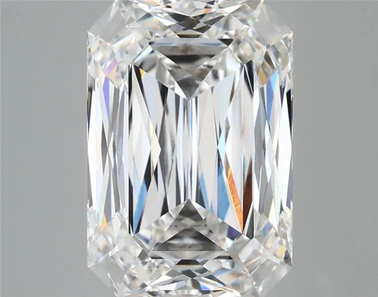 5.22ct Radiant Lab Grown Diamond (Colour E, Clarity VVS1, IGI Certified)