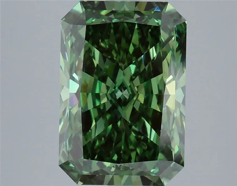5.24ct Radiant Lab Grown Diamond (Colour Fancy Vivid Green, Clarity VS1, IGI Certified)