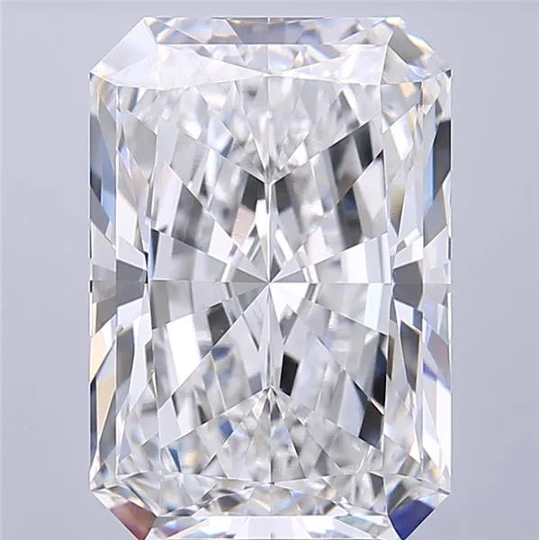 5.27ct Radiant Lab Grown Diamond (Colour E, Clarity VVS1, IGI Certified)