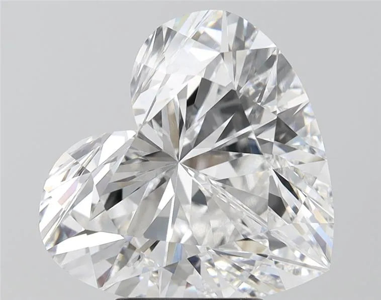 5.31ct Heart Lab Grown Diamond (Colour E, Clarity VVS2, IGI Certified)