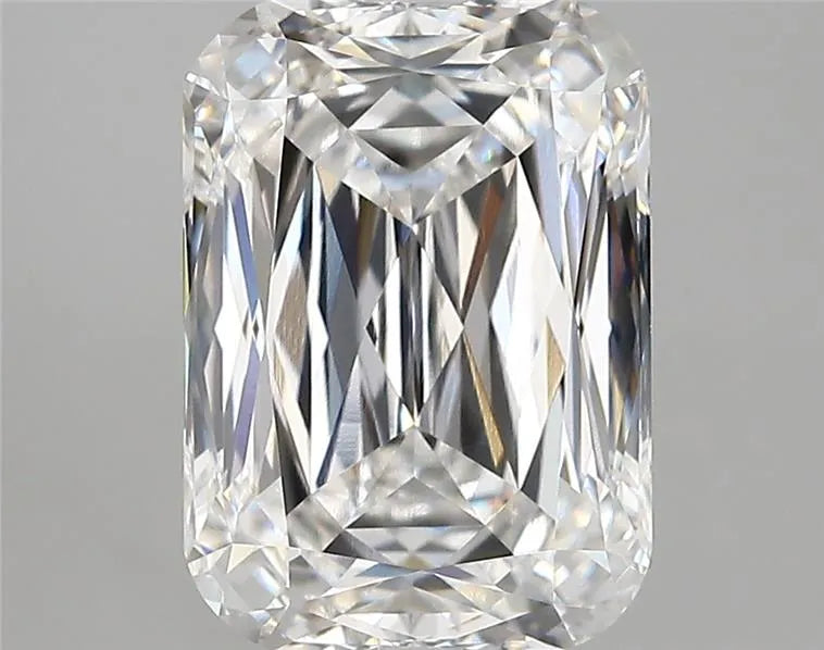 5.38ct Radiant Lab Grown Diamond (Colour E, Clarity VVS1, IGI Certified)