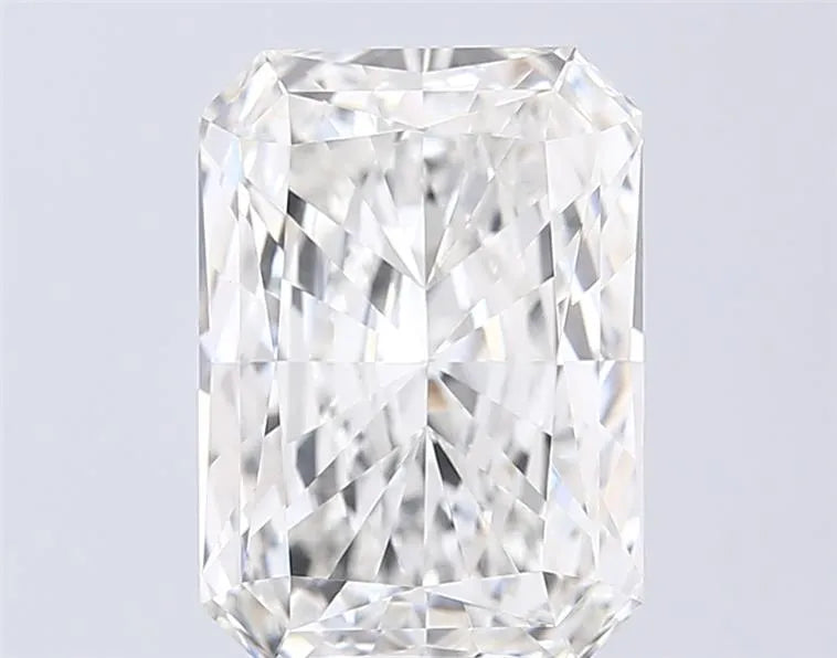 5.50ct Radiant Lab Grown Diamond (Colour F, Clarity VS1, IGI Certified)