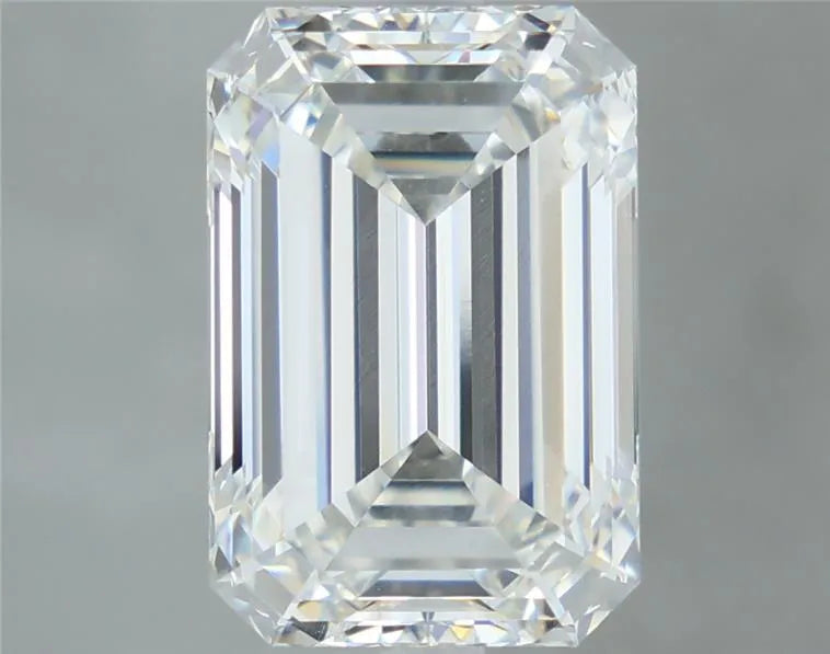 5.53ct Emerald Lab Grown Diamond (Colour G, Clarity VVS2, IGI Certified)
