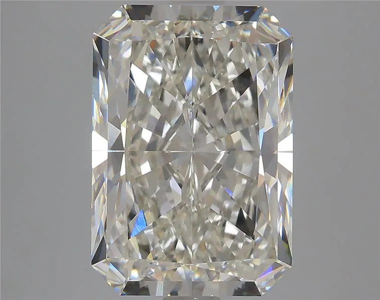 5.53ct Radiant Lab Grown Diamond (Colour H, Clarity VVS2, IGI Certified)