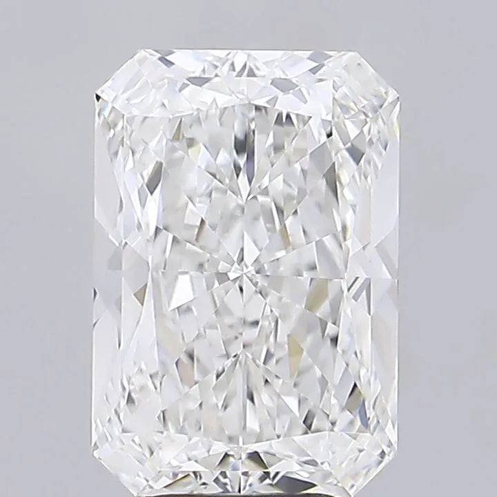 5.56ct Radiant Lab Grown Diamond (Colour F, Clarity VVS1, IGI Certified)