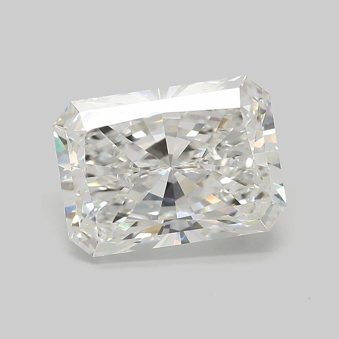 5.58ct Radiant Lab Grown Diamond (Colour F, Clarity VS1, IGI Certified)