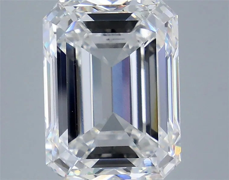 5.59ct Emerald Lab Grown Diamond (Colour E, Clarity VVS2, IGI Certified)