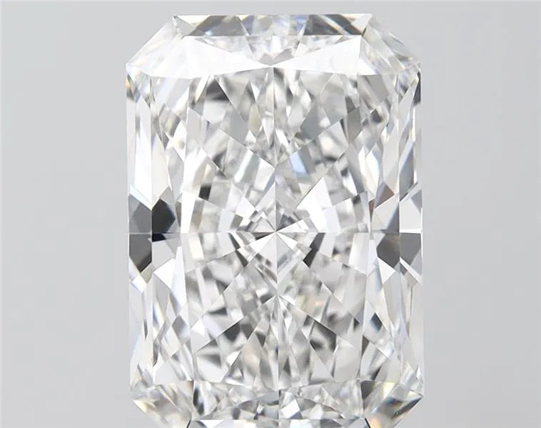 5.77ct Radiant Lab Grown Diamond (Colour F, Clarity VVS2, IGI Certified)