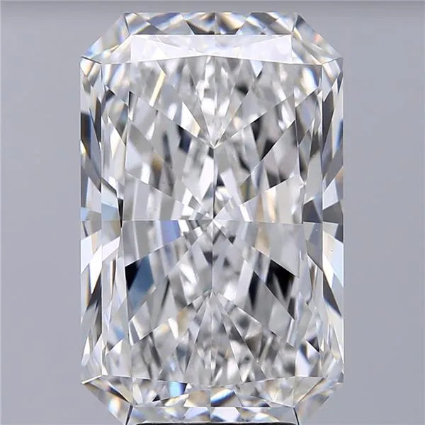 5.79ct Radiant Lab Grown Diamond (Colour E, Clarity VVS1, IGI Certified)