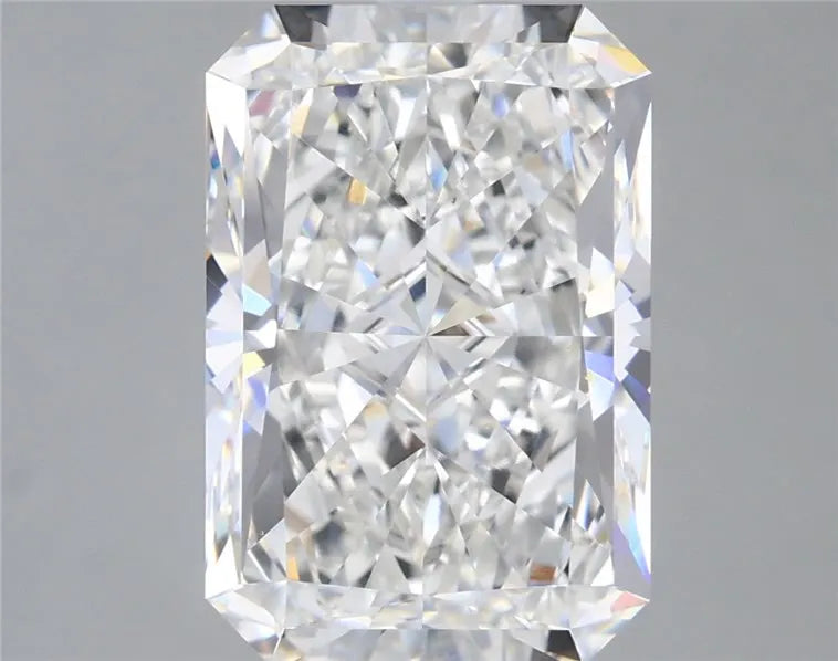 5.91ct Radiant Lab Grown Diamond (Colour F, Clarity VS1, IGI Certified)