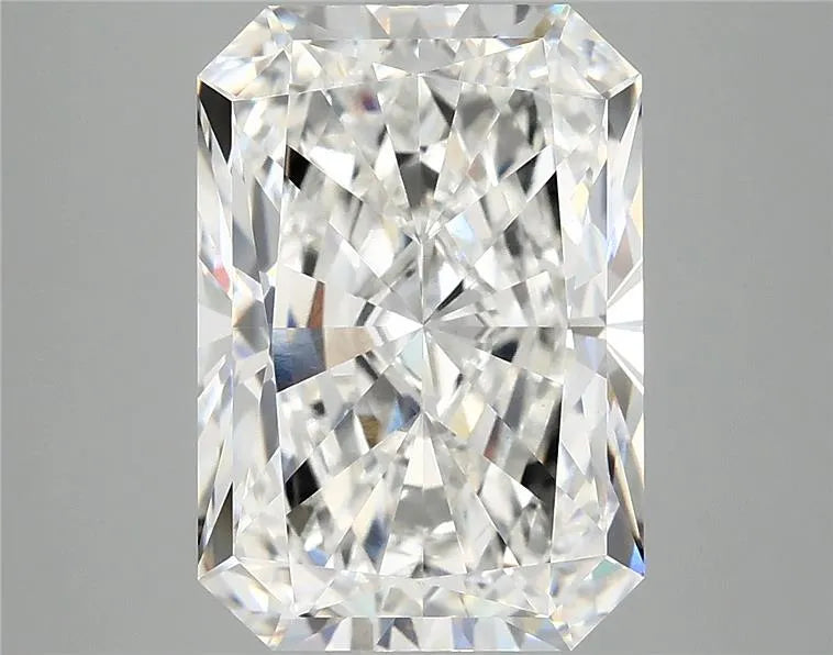 6.00ct Radiant Lab Grown Diamond (Colour F, Clarity VVS2, IGI Certified)