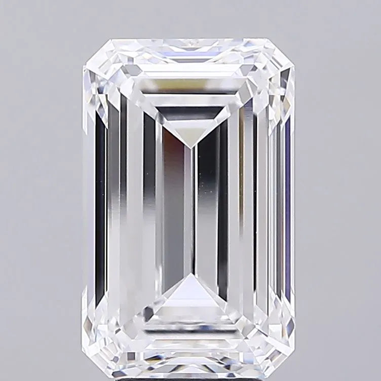 6.01ct Emerald Lab Grown Diamond (Colour D, Clarity VVS2, IGI Certified)