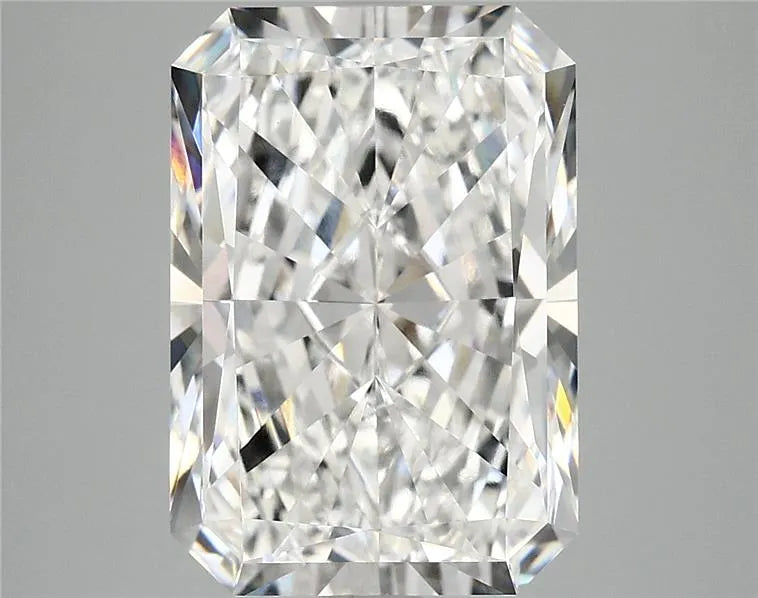 6.03ct Radiant Lab Grown Diamond (Colour F, Clarity VVS2, IGI Certified)