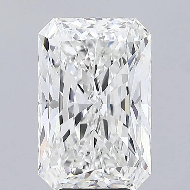 6.05ct Radiant Lab Grown Diamond (Colour F, Clarity VVS2, IGI Certified)