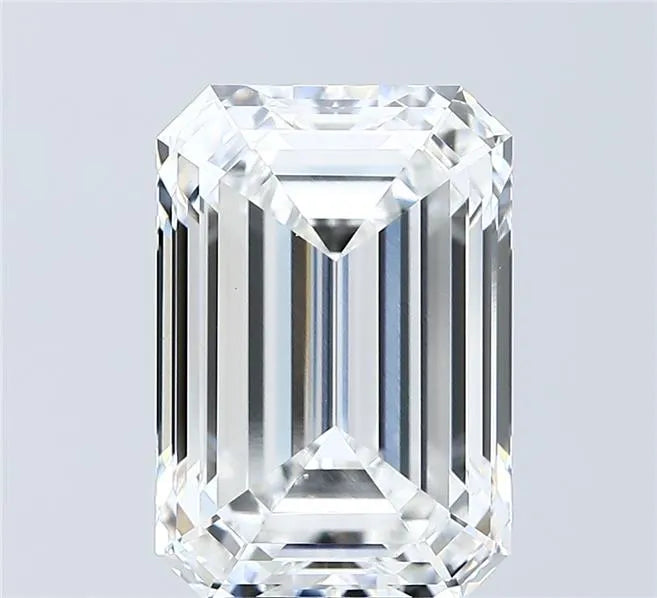 6.07ct Emerald Lab Grown Diamond (Colour E, Clarity VVS2, IGI Certified)
