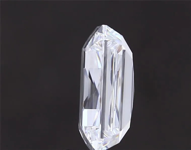 6.09ct Asscher Lab Grown Diamond (Colour E, Clarity VVS2, IGI Certified)