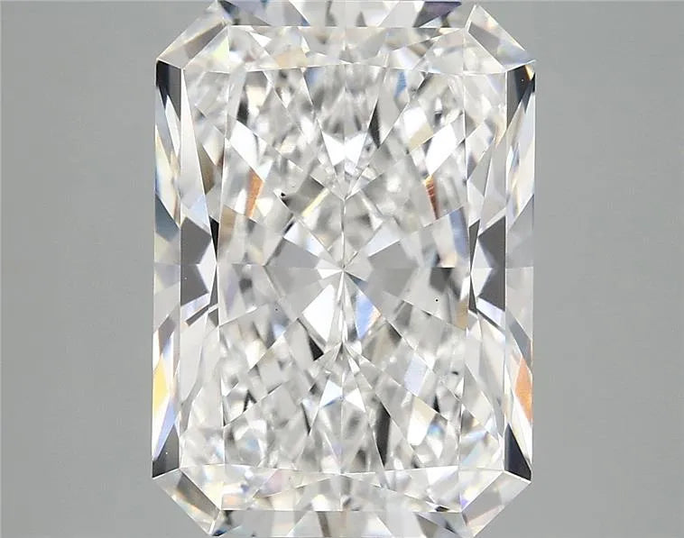 6.09ct Radiant Lab Grown Diamond (Colour E, Clarity VS1, IGI Certified)