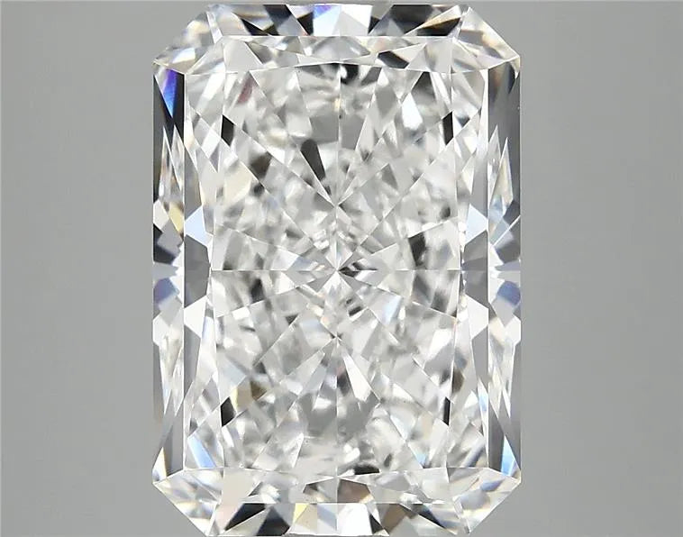 6.12ct Radiant Lab Grown Diamond (Colour E, Clarity VVS2, IGI Certified)