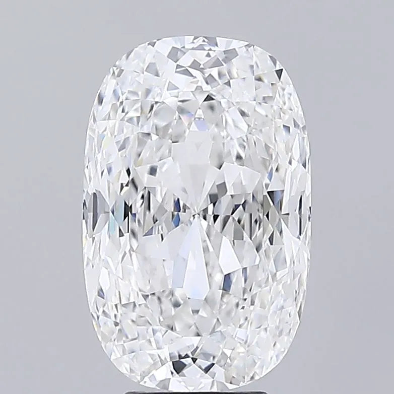 6.20ct Cushion modified Lab Grown Diamond (Colour E, Clarity VVS2, IGI Certified)