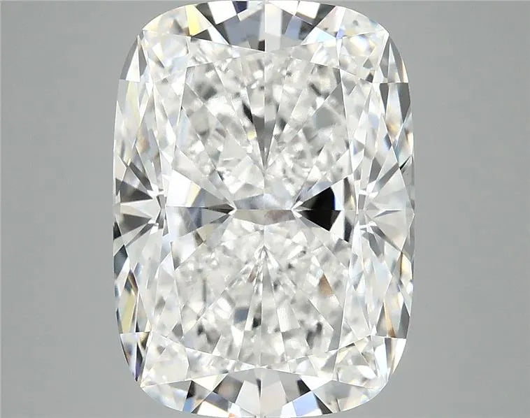 6.20ct Cushion modified Lab Grown Diamond (Colour E, Clarity VVS2, IGI Certified)