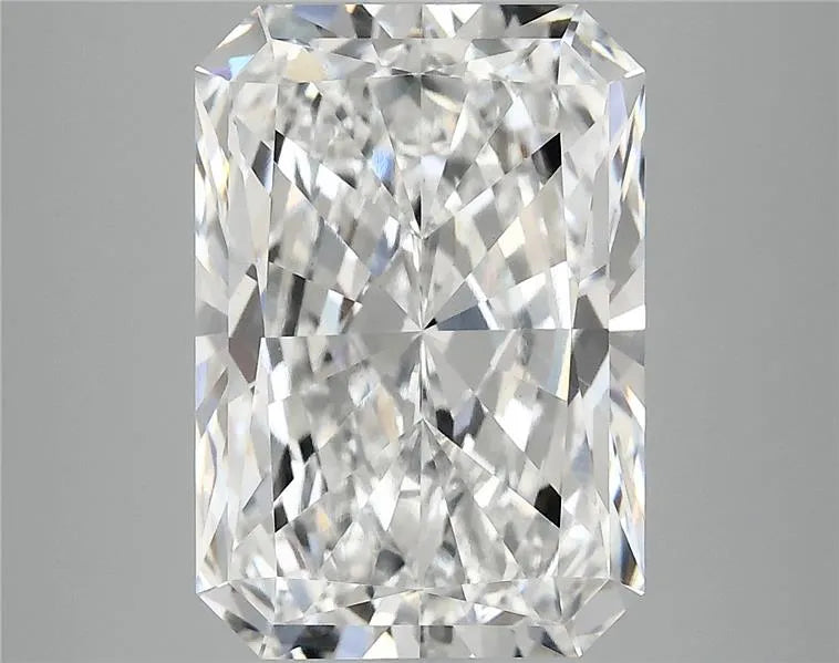 6.20ct Radiant Lab Grown Diamond (Colour E, Clarity VS1, IGI Certified)