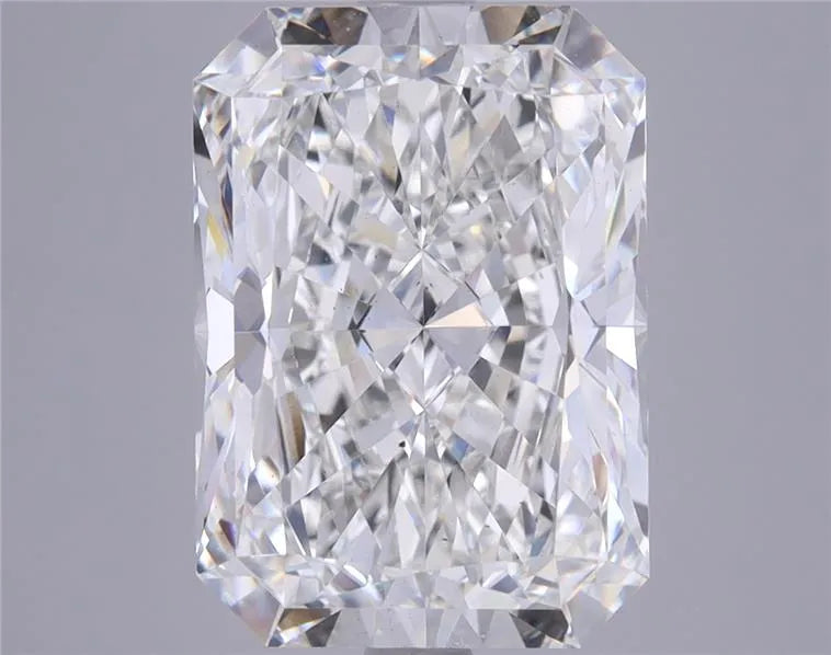 6.37ct Radiant Lab Grown Diamond (Colour G, Clarity VS2, IGI Certified)