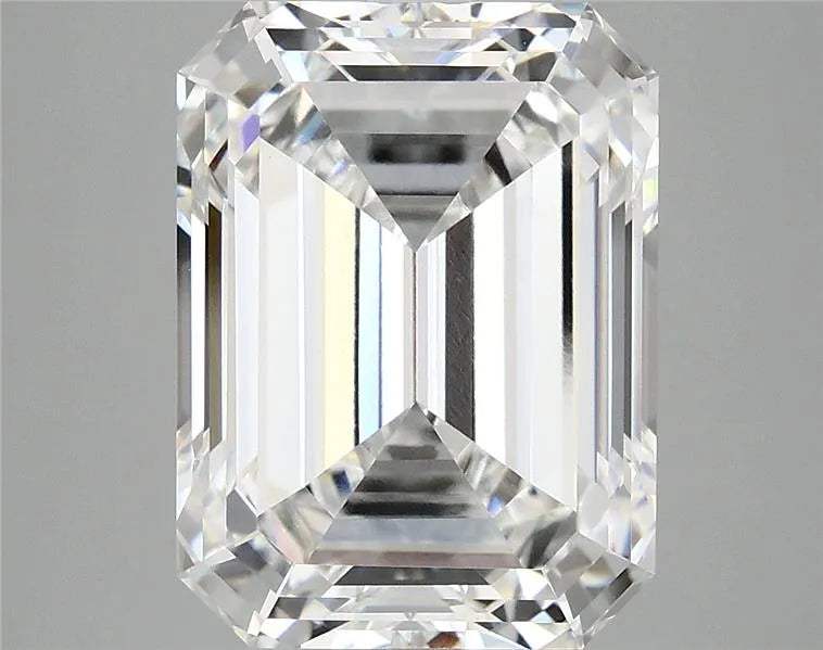 6.79ct Emerald Lab Grown Diamond (Colour E, Clarity VVS2, IGI Certified)