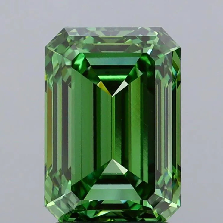 2.56ct Emerald Lab Grown Diamond (Colour Fancy Vivid Green, Clarity VVS2, IGI Certified)