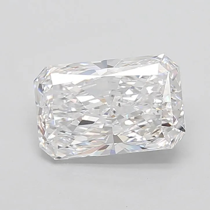 3.43ct Radiant Lab Grown Diamond (Colour D, Clarity VVS1, IGI Certified)